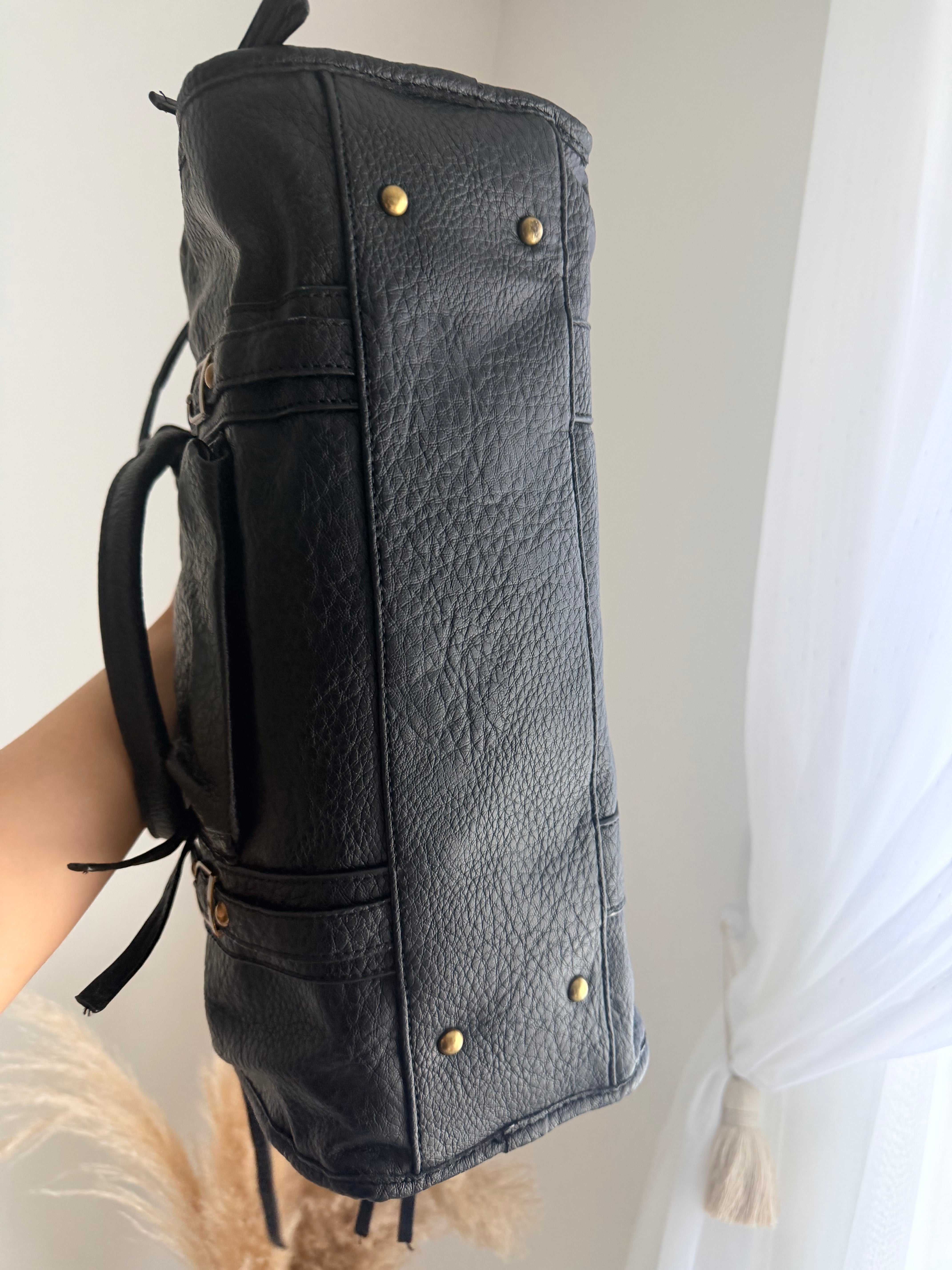 L’Essentiel noir grainé