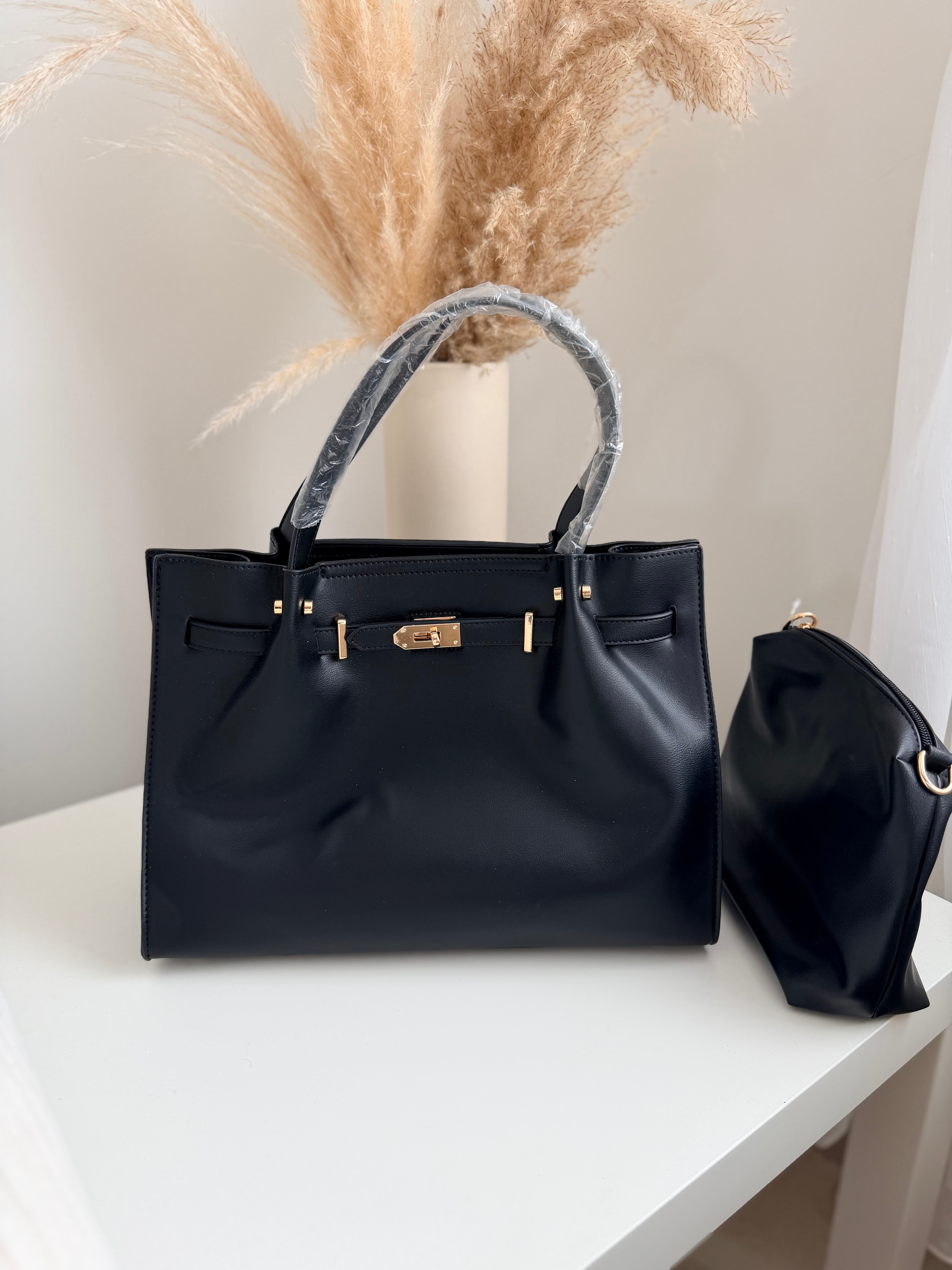 Sac noir détails dorés