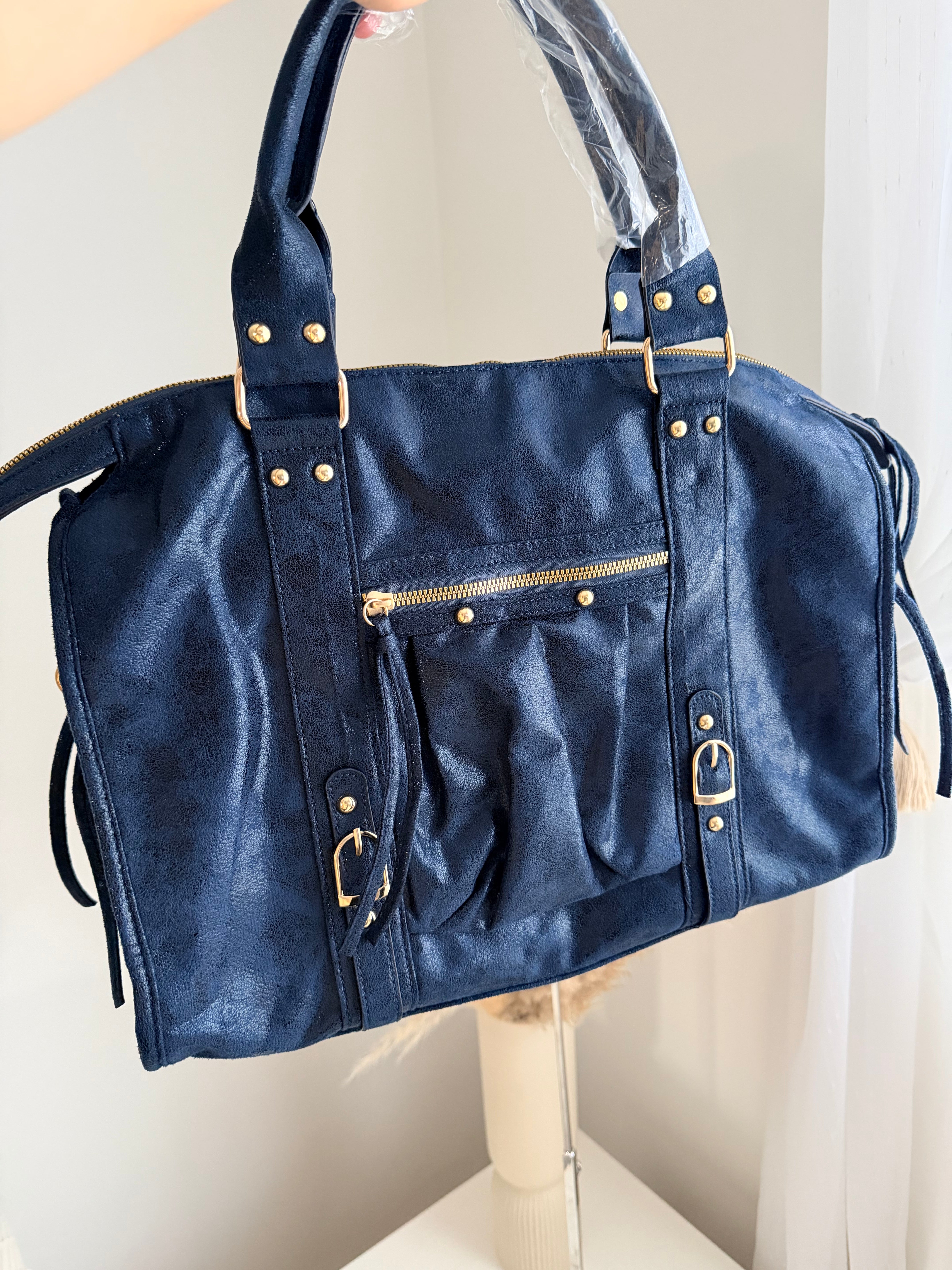 L’Essentiel — Bleu marine irisé scintillant