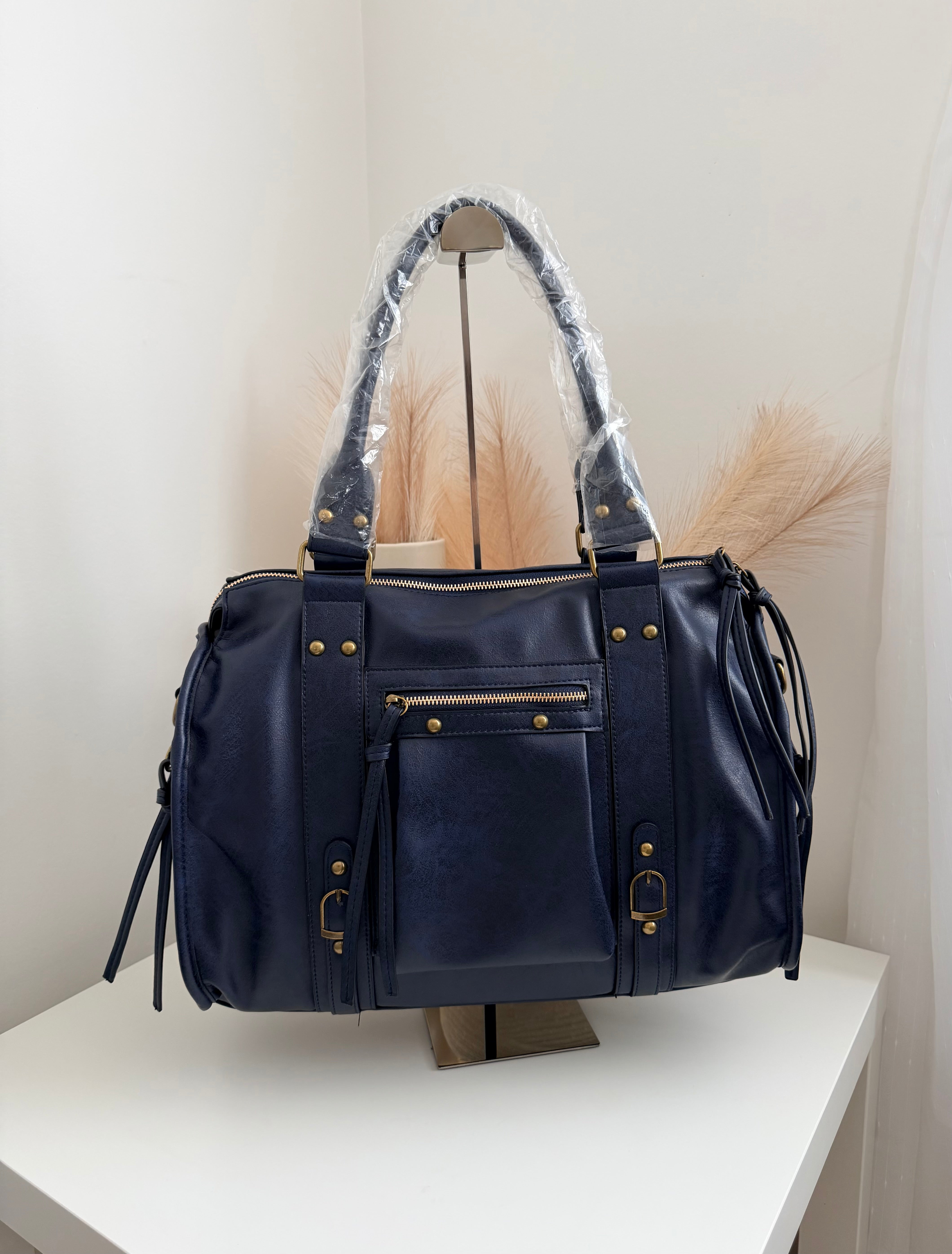 L’Essentiel — Bleu marine