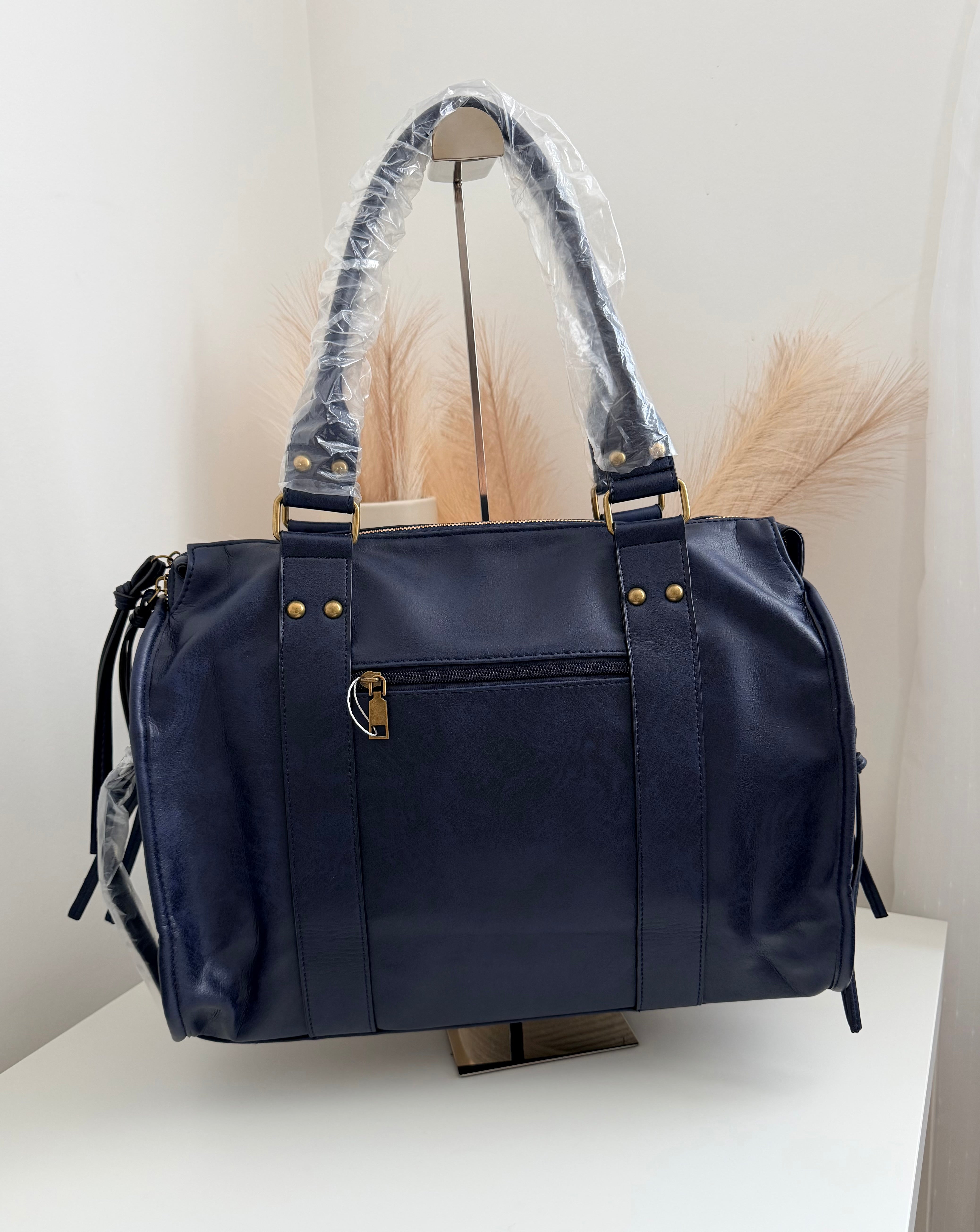 L’Essentiel — Bleu marine
